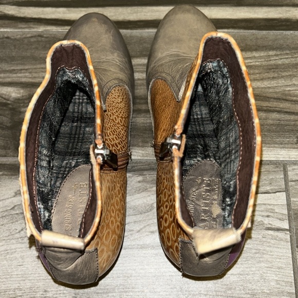 L'Artiste by Spring Step Dramatic Boot - Picture 10 of 15